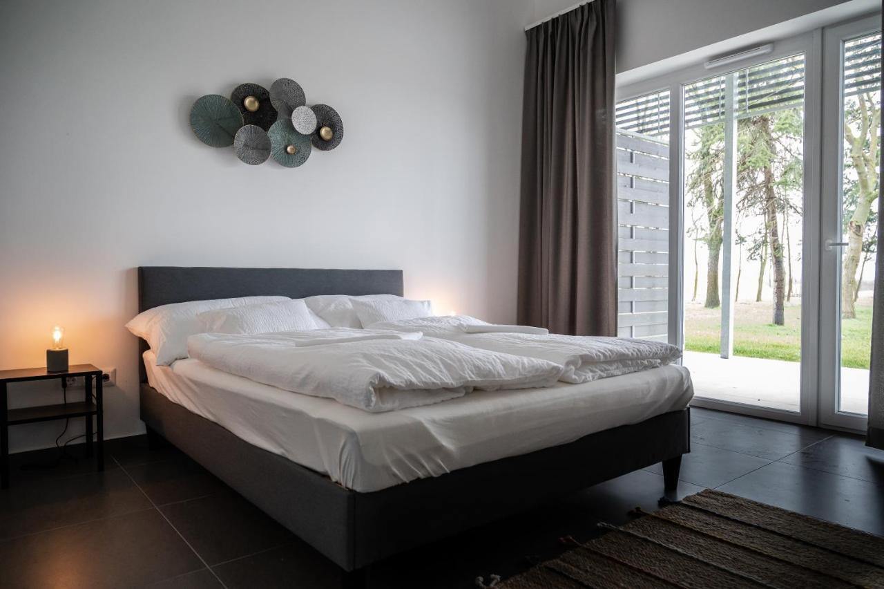 Sun City Vizisport Paradicsom Hódmezővásárhely Exterior foto